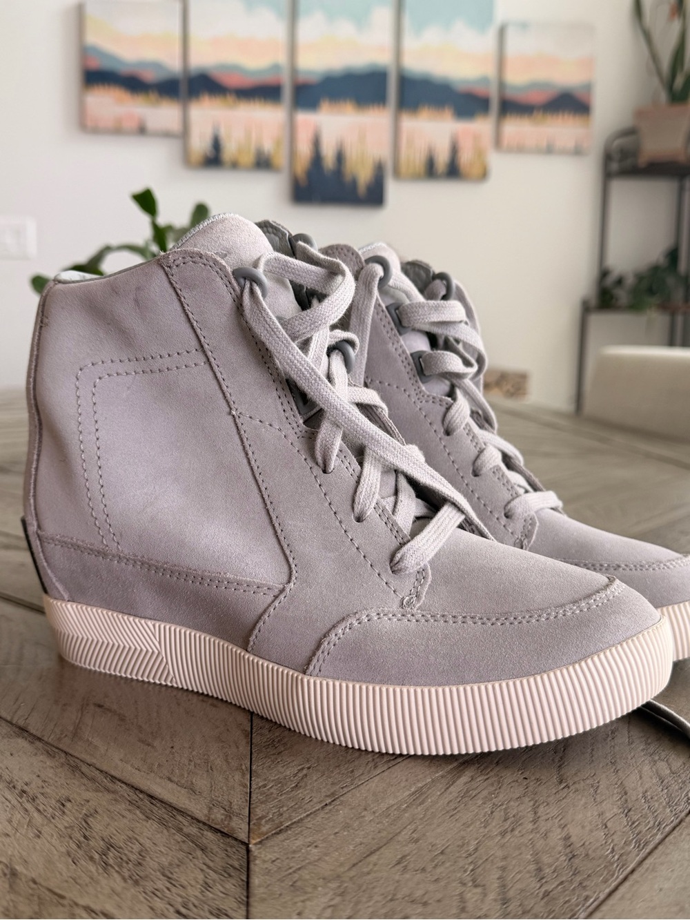 Sorel Womens Gray Suede Wedge Sneaker - Casual Lace-Up